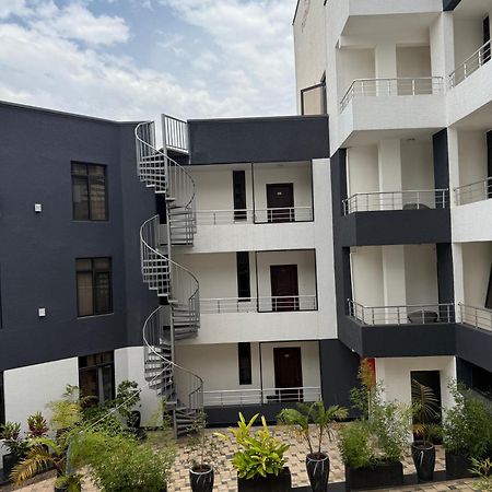 Cascadia Apartments Kigali Bagian luar foto