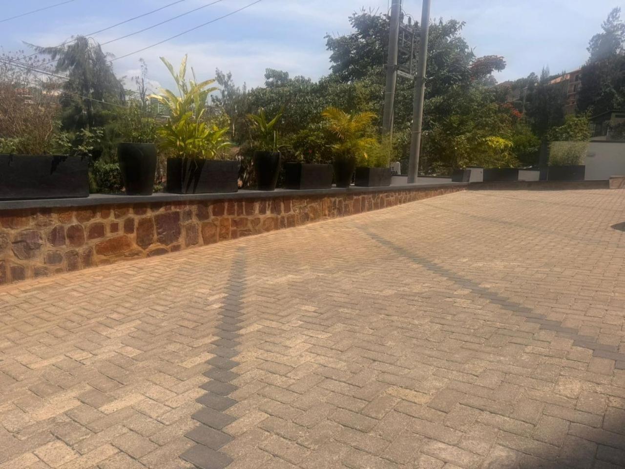 Cascadia Apartments Kigali Bagian luar foto
