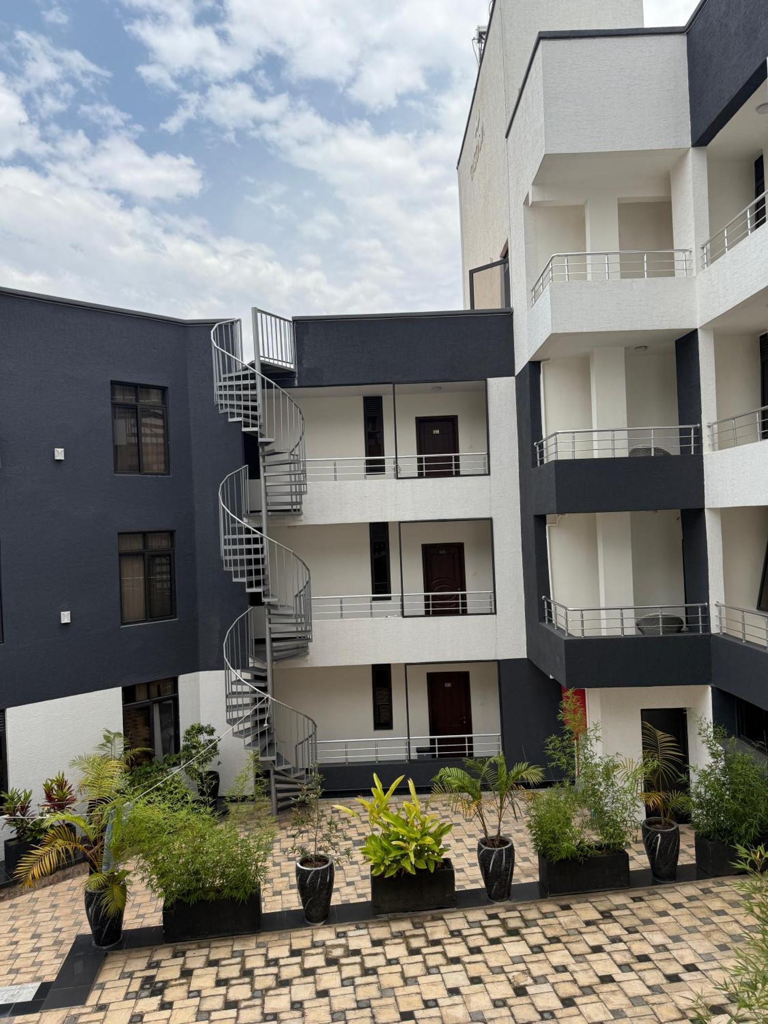 Cascadia Apartments Kigali Bagian luar foto